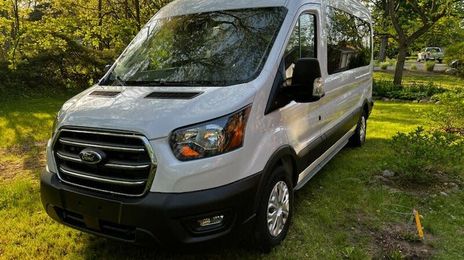 Ford Transit Bus • 2018 • 85,600 km