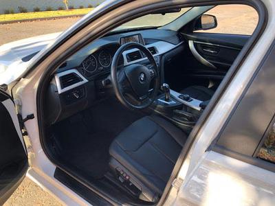 BMW Rad 3 • 2015 • 24,500 km