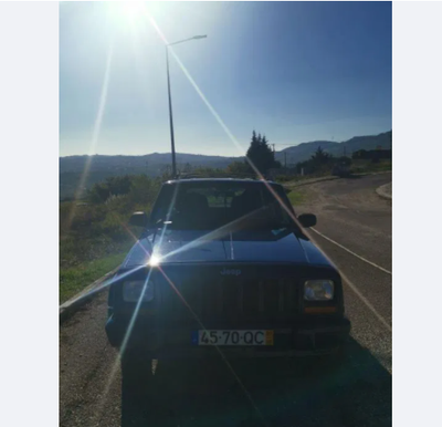 Jeep Cherokee • 2000 • 175,142 km