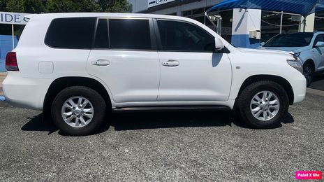 Toyota Land Cruiser • 2010 • 123,525 km