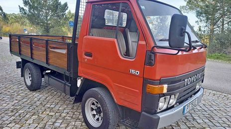 Toyota Dyna • 1987 • 309,000 km