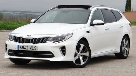 Kia Optima • 2017 • 69,900 km