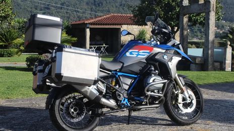 Bmw r1200r • 2017 • 26,000 km