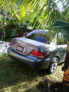 Mitsubishi Lancer • 2005 • 200,000 km