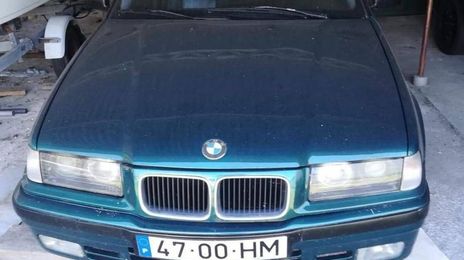 BMW 3 Series • 1993 • 399,999 km