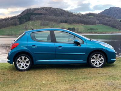 Peugeot 207 • 2006 • 147,091 km