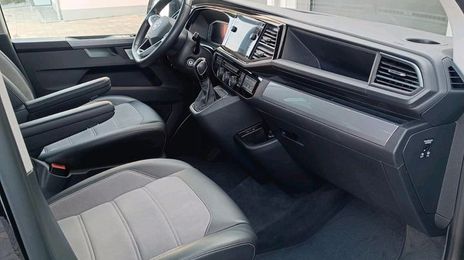 Volkswagen Multivan • 2020 • 90,000 km