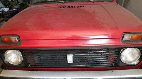 Lincoln Blackwood • 1990 • 49,999 km