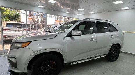 Kia Sorento • 2013 • 120,000 km