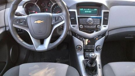 Chevrolet Cruze • 2010 • 131,412 km
