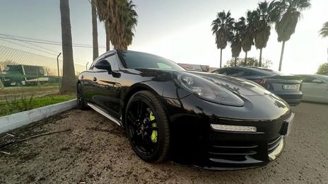 Porsche Panamera • 2014 • 93,500 km