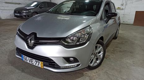 Renault Clio • 2018 • 121,320 km