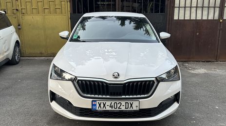 Škoda Rapid • 2019 • 182,500 km