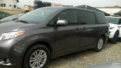Toyota Sienna • 2014 • 22,000 km