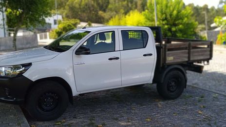 Toyota Hilux • 2018 • 250,000 km