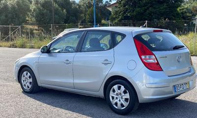 Hyundai i30 • 2008 • 147,000 km