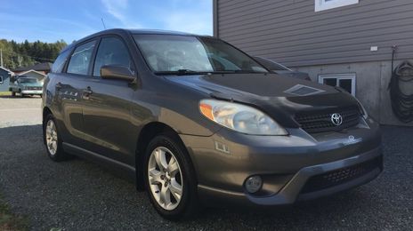Toyota Matrix • 2010 • 21,350 km