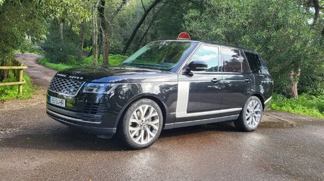 Land Rover Range Rover • 2018 • 125,000 km