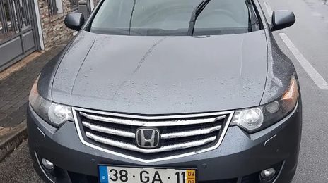 Honda Accord • 2008 • 360,000 km
