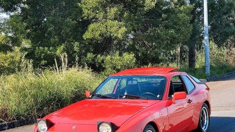Porsche 944 • 1985 • 50,000 km