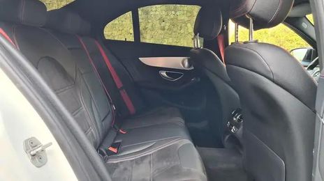 Mercedes-Benz C • 2015 • 168,000 km