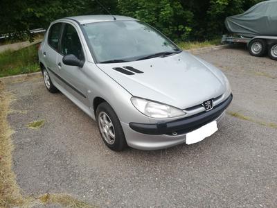 Peugeot 206 • 2000 • 132,000 km