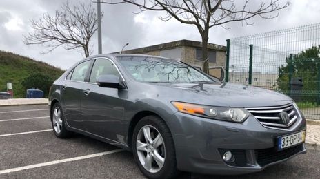 Honda Accord • 2008 • 147,000 km