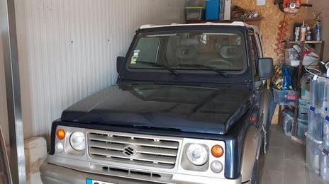 Suzuki Samurai • 1995 • 71,000 km