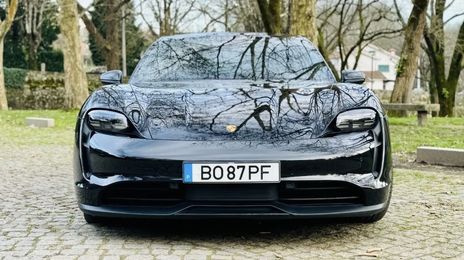 Porsche Taycan • 2021 • 150,000 km