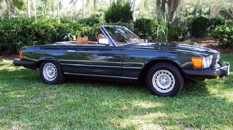 Mercedes-Benz SL-Class • 1979 • 125,000 km