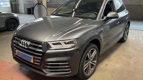 Audi Q5 • 2019 • 78,000 km