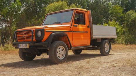 Mercedes-Benz G-Class • 1990 • 90,000 km