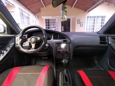 Hyundai Elantra • 2001 • 190,000 km