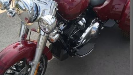 Harley Davidson road king • 2020 • 5,000 km