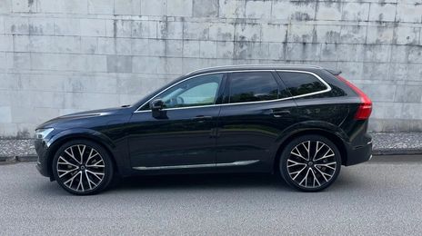 Volvo XC60 • 2020 • 110,000 km