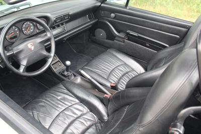 Porsche 911 Carrera • 1998 • 236,200 km