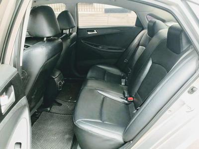 Hyundai Sonata • 2014 • 37,000 km