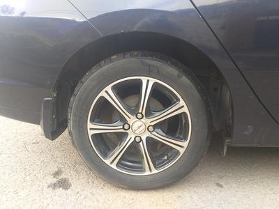 Honda Insight • 2011 • 120,000 km