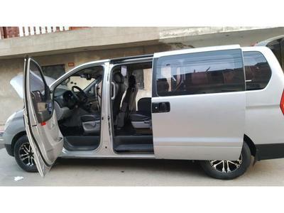 Hyundai H1 • 2014 • 97,000 km