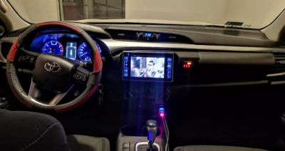 Toyota Hilux • 2015 • 27,000 km