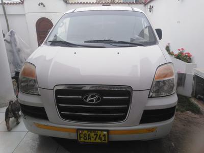 Hyundai H1 • 2007 • 190,000 km