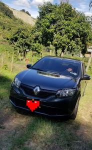 Renault Logan • 2019 • 68,000 km