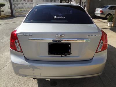 Chevrolet Optra • 2008 • 111,000 km