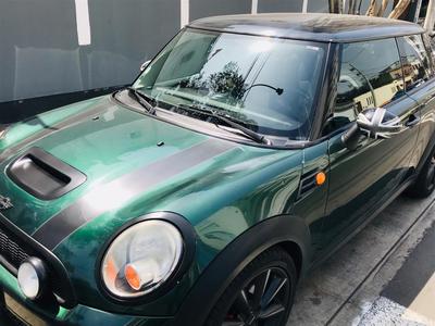 MINI Cooper • 2010 • 74,000 km