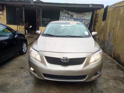 Toyota Corolla • 2009 • 80 km