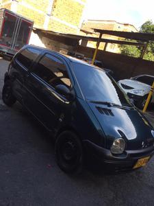 Renault Twingo • 2007 • 130,000 km