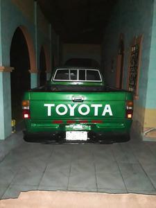 Toyota Hilux • 1985 • 1,000 km