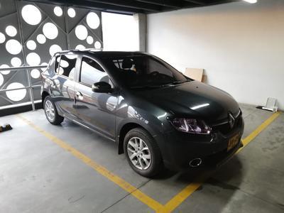 Renault Sandero • 2017 • 40,000 km