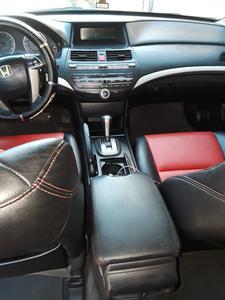 Honda Accord • 2010 • 130 km