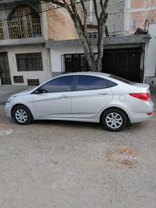 Hyundai Accent • 2015 • 90,000 km